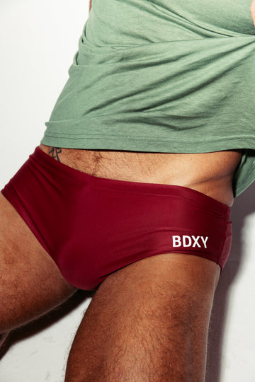 The Captain Sunga | Burgundy